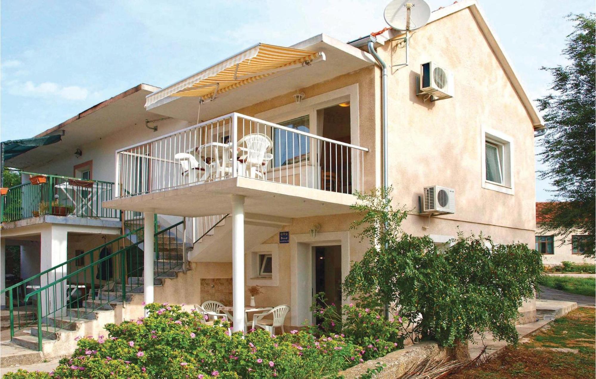 Nice Apartment In Raslina With House Sea View Exterior photo